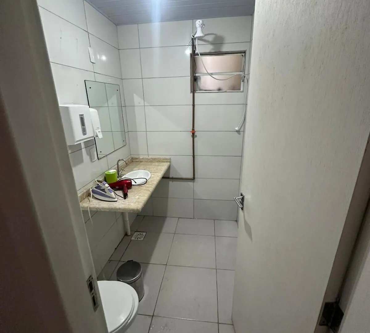 Suite Em Hospedagem 100M Da Br Sao Jose  0*, Sao Jose (Santa Catarina) Brazil
