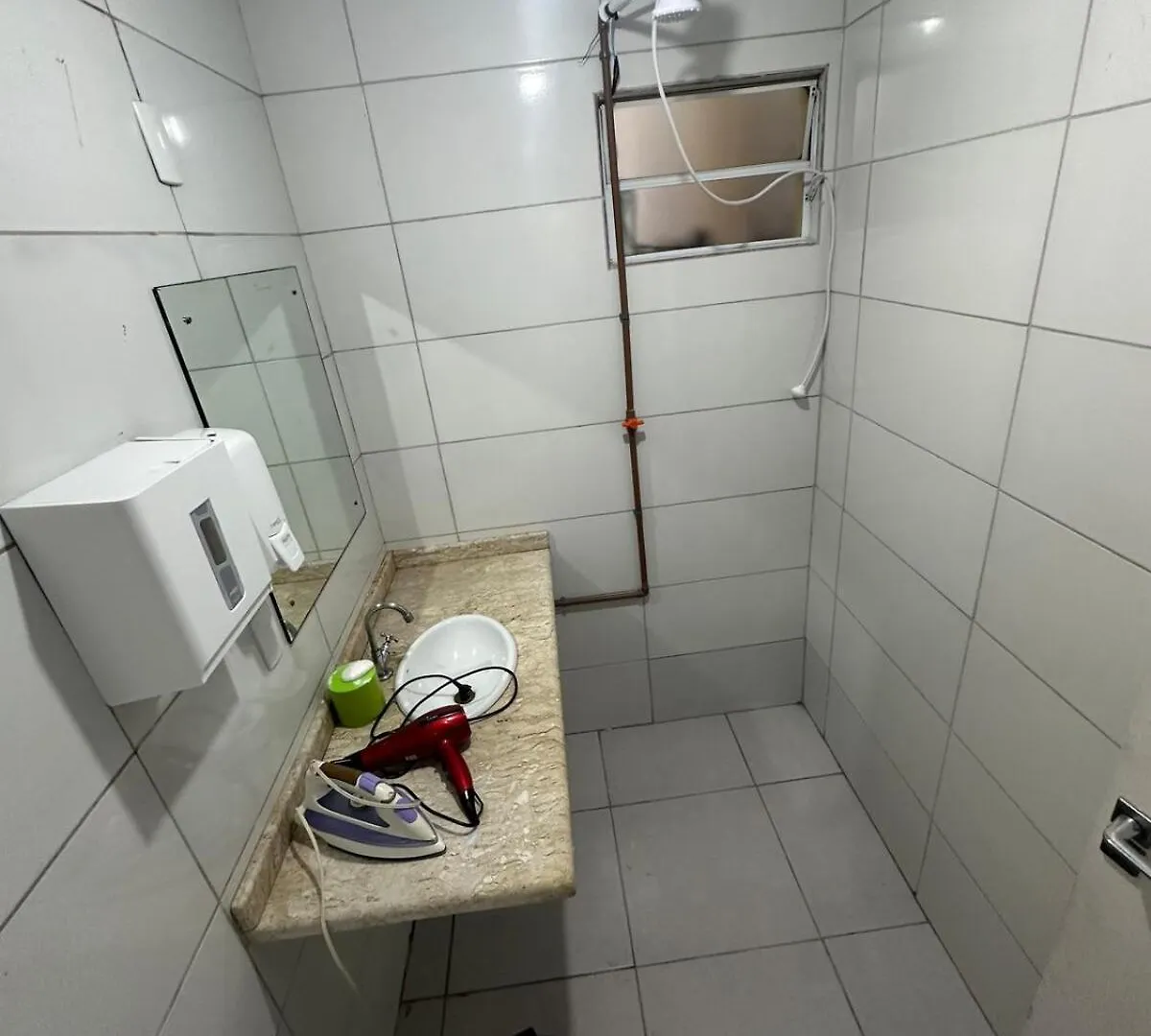 Suite Em Hospedagem 100M Da Br Sao Jose  0*, Sao Jose (Santa Catarina)