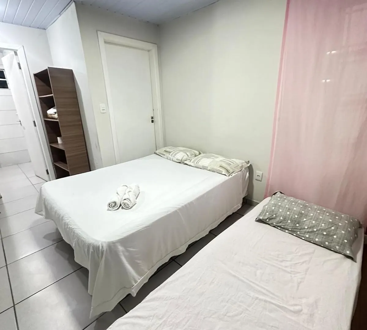 Suite Em Hospedagem 100M Da Br Sao Jose  Holiday home